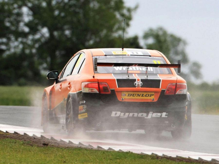 Toyota Avensis Sedan BTCC 2010 года  (фото 5 из 12)